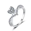 Pierścienie klastra hurtowa lśniąca luksusowa biżuteria 925 srebro 0 5ct Moissanite Diamond Party Women Wedding Pierdzie