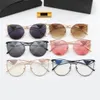 猫の目のサングラスデザイナーサングラスサングラス女性メタルフレームスタイルの多様性マルチカラースケルトン化寺院工場プロモーションアイウェアメスレディースメガネ