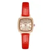 Womens Watch Watches высококачественные дизайнерские модные роскошные кварцевые батареи маленький квадратный циферблат Высококачественный ремень