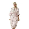 Vrouwen Nachtkleding Sexy V-hals Nachtjapon Print Roze Bloem Kimono Badjas Vrouwen Rayon Zomer Losse Bruid Lingerie Thuis Kamerjas