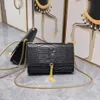 Versatile Retro Shoulder Bag - Crossbody & One-Shoulder Style from ...