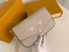 Luxuriöse Designer-Handtasche, Pochette-Tasche, 3 Stück, echtes Leder, Handtaschen, Schulterhandtasche, Clutch, Tote, Messenger, Einkaufstasche mit Box. 3 farbige Damentaschen haben Box