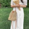 Owgse Straw Bucket Bag For Women Summer Woven Beach Bag Drawstring Hobo Bucket Purses Handväska för semester HKD230807