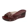 174 modekilar för tofflor sommar med klackar sandaler flip flops kvinnor strand casual skor 230807 b