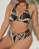 Kvinnors träningsdräkter Gotoola utsökta broderier Floral Hollow Bikini Leopard Print Halter Triangle Cup Split Swimsuit Plump Girls