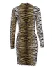 Casual klänningar kvinnors sexiga leopard tryck långärmad bodycon klänning Turtleneck Slim Fit Snake Skin Mini Party Pencil