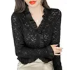 Jaquetas femininas Chic Tops Estilo curto Slim Fit Decote em V Manga comprida Camisa de renda Moda encolher de ombros Casacos casuais