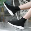 Sukienka buty marki Wienjee kobiety trampki Behable Fabric Casual Buty Woman Slip on Sock Buty Girls Sneakers Light High Top Buty Autumn J230807