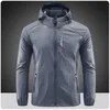 Giacche da uomo Estate Outdoor Quick Dry Giacca sottile protettiva dal sole Uomo Escursionismo Pesca Ciclismo Palestra con cappuccio Sport Giacca a vento Cappotti ultraleggeri 230804