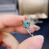 Cluster Ringen KJJEAXCMY Fijne Sieraden 925 Sterling Zilver Ingelegd Natuurlijke Smaragd Vrouwen Prachtige Mode Verstelbare Gem Ring Ondersteuning