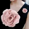 Pins Brooches Korean Silk Yarn Fabric Flower Brooch Shirt Lapel Pin and Brooches Elegant Coat Sweater Badge Luxury Clothing Women Accessories HKD230807