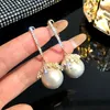 Creolen Austyn Übergroße weiße Perle für Frauen Böhmische Goldfarbe Runder Zirkon Hochzeitsschmuck Ohrringe