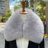 duży zimowy szalik futra