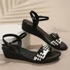Kvinnor 2023 Sandaler Summer Plus Size Comfort Soft Sole Flat Beach Shoes Casual Wedges Womens Stängd tå Sandala 682 S