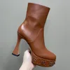 Ayak bileği botları tasarımcı kadın ayakkabıları 14cm yüksek topuklu platform donanım martin botları kaliteli inek derisi fermuar yuvarlak motosiklet savaş botları 35-42
