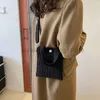 Bolso tipo cubo de pana pequeño con cordón 2023, nueva tendencia de primavera, bandolera pequeña, bolso de mano, bolso de mano informal Vertical, elegante, bolsos de mano