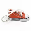 Pièces de chaussures Accessoires Vente mini toile chaussures Sneaker Tennis Keychain Creative Key Ring Chain Simation Sport Funny Keyring Pendentif Gift D