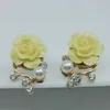 Stud Korean Fashion Jewelry Exaggerated Earrings Style Korean Women Ol Pink Rose Imitation Pearl Crystal Earrings Wholesale 230808