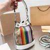 2023 Rainbow Buck Bags Tasarımcı Çanta Kadın Omuz Deri Crossbody Yüksek Kalite Lüks Handabg Lady Moda Klasik Gökkuşağı Stripes Çanta