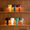 Tafellampen Italiaans ontwerper Draagbaar Scandinavisch Creatief Nachtlampje Draadloos Touch Oplaadbaar USB Nachtkastje Bureaublad