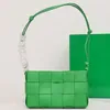 Mahjong axelväska väver handväska handväska äkta läder inuti korthållare mode bokstäver magnetknapp flera färger underarmpaket