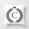 Funda de almohada 26 letras cubierta corona letra tiro blanco y negro alfabeto fundas de almohada decorativas 230808