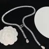 Collier de pendentif de luxe Designer pour femmes bijoux argentés Femme Colliers de charme cristallin Collier de chaîne juive dimond 238082c