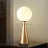 Hongcui Nordic Gold Stale Lampa LED Modern Creative Design Proste łóżko Decor Decor Light do domu w salonie sypialnia HKD230808