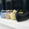 Vneta Kleur Authentieke Mode Abottegas Tassen Designer Tas Cassettes Leer Jodies Jodie Tassen Vrouwen Koeienhuid Geweven Knoop Hoorn Enkele Shou Out 3JBF