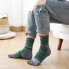 Herrensocken 5 Paar Sport mit Fingern Retro-Baumwolle Mitte der Wade Harajuku Japanischer Stil Atmungsaktiver Deodorant-Zehenmann