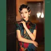 Vêtements ethniques chinois traditionnel Qipao robe femmes moderne 2023 vert imprimé à manches courtes longue Cheongsam Sexy élégant fendu mince rétro