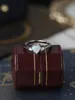 Anello in argento sterling Oubao S925 di vendita calda in Europa e in America, anello di lusso leggero per gioielli in argento da donna a forma di cuore