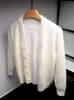 Maglioni da uomo Cardigan lavorato a maglia bianco di alta qualità di lusso moda uomo maglione vintage cappotto uomo autunno casual maglione coreano allentato uomo 230807