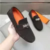 CQ 17 Модель Loafers Роскошные дизайнеры повседневная обувь летние мужчины скользят на новом Sapatos Masculino Erkek Loafer