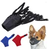 Hundebekleidung Haustier-Mundschutz ist für große, mittlere und kleine Hunde geeignet. Verstellbarer Nylongürtel, Anti-Biss-Zubehör, Trainingsprodukte