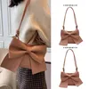 Bolsas de noite Bolsa balde requintada 2023 feminina personalizada leve luxo moda crossbody gravata borboleta um ombro nas axilas