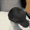 Erkek Tasarımcı Caps Re Nylon Casquette Forged Hats için Kadın Parti Üçgen Snapbacks Bej Beyaz Mektup Dekor Basit Stil Beyzbol Şapkası Tuval Güzel PJ033 E23