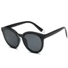 Lunettes de soleil simples grand cadre créateur de mode lunettes pour hommes et femmes voyage en plein air crème solaire Anti-UV UV400