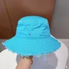 Szerokie brzegi czapki desgner designer na plaży kapelusz dla kobiet strzępiona czapka jacquemes nowa era osiem kolorów do wyboru na zewnątrz czapki i czapki przeciwsłoneczne