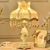 Moderne rosa Blumen-Tischlampen für Schlafzimmer, Wohnzimmer, Art-Deco-Standlampen, Nachttischlampen, europäische Stehlampen für Zuhause, HKD230808