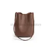 Borsa a secchiello in pelle plissettata borsa da donna Guangzhou con coulisse 2023 versione coreana nuovo prodotto borsa shopping a tracolla a tracolla da donna trendstylishhandbagsstore