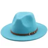 قبعات واسعة الحافة دلو 5660 سم وايت بلاكورا قبعة القبعة النساء الرجال المقلدة من الصوف مع ديكور السلسلة المعدنية بنما موسيقى الجاز قبعة 230808