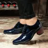 Zapatos vestido de cuero para hombres zapatos de vestido de punta de punta azul