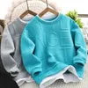 Bluzy bluzy moda Dzieci Topy Spring Fall Children Letters Botton Blue Grey T Shirt Teen Pullover Ubrania 10 12 14Y 230807