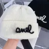 Designer Pearl Letter Beanie Warm Fashion Soft Skull Caps For Women Men Solid Streetwear Cap Letter Thick Bonnet