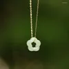 Pendant Necklaces Flower Necklace Female Hollow Exquisite Jewelry Design Antique Clavicle Chain Sapphire