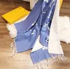 Klassisk Lvity Designer Letter Print Silk Scarves Delicacy Lady Scarf Top Quality Cashmere Knitting Scarfs Autumn Winter Outdoor Travel Warm Scarf Shawl Size 180*65