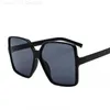 Женские дешевые модные квадратные знания для продажи дополнительные большие солнцезащитные очки для женщин и мужчин Черно розовая черепаха с Case Amber White L230808