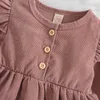 Robes de fille Ma Bayi 0-4 Gaun Korduroi Bayi Anak Perempuan Bayi Baru Lahir Gaun Kancing Ruffles Lengan untuk Anak Perempuan Musim Semi Musim Gugur