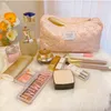 Kosmetiktaschen Hüllen Make-up-Tasche Große Kapazität Tragbare Wasch-Hautpflegeprodukte Aufbewahrung Reise-Organizer-Box 230808